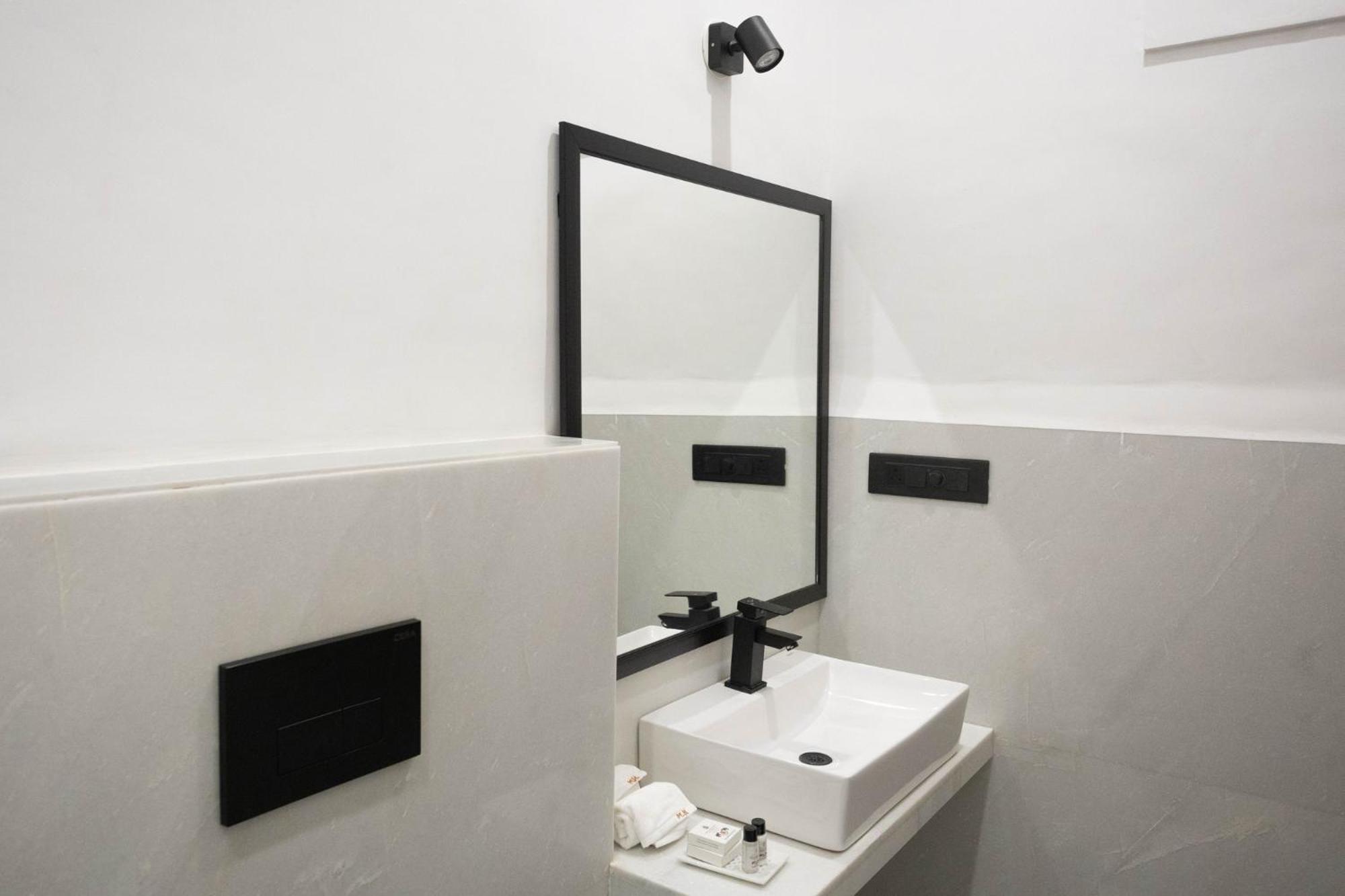 Madri Retreat - Heritage Boutique With Pool Udaipur