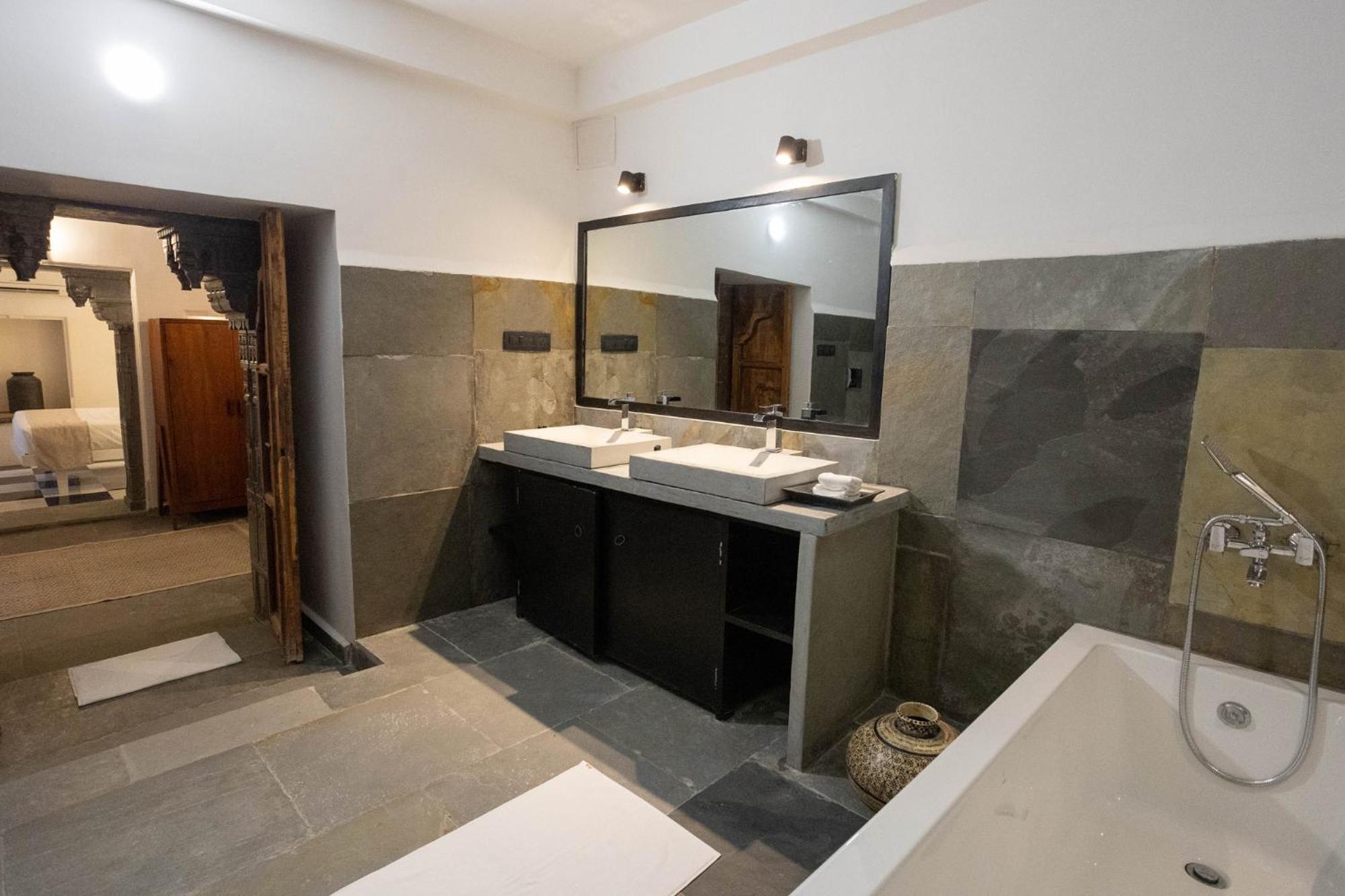 Madri Retreat - Heritage Boutique With Pool 4*
