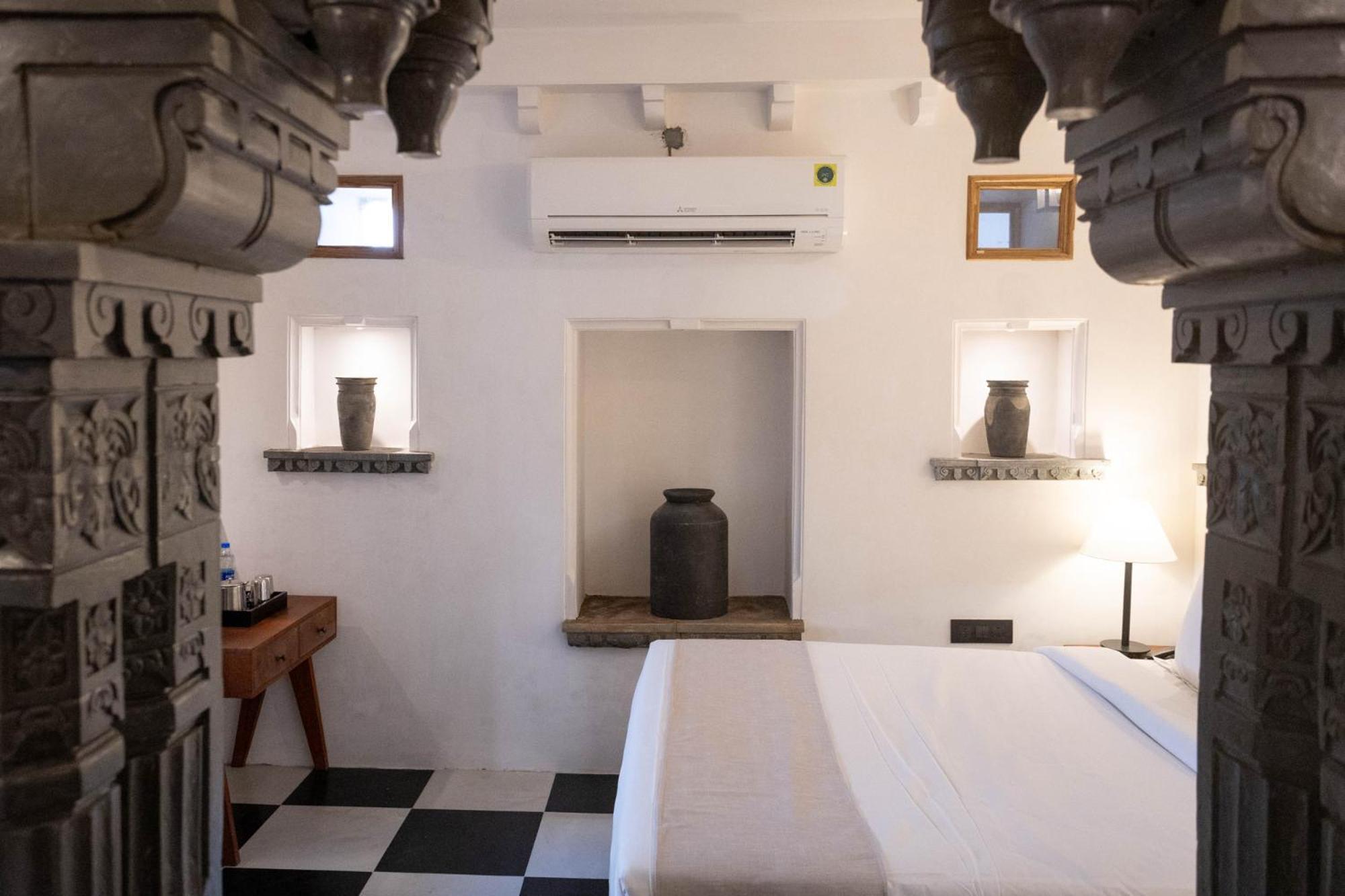 Madri Retreat - Heritage Boutique With Pool 4* Udaipur