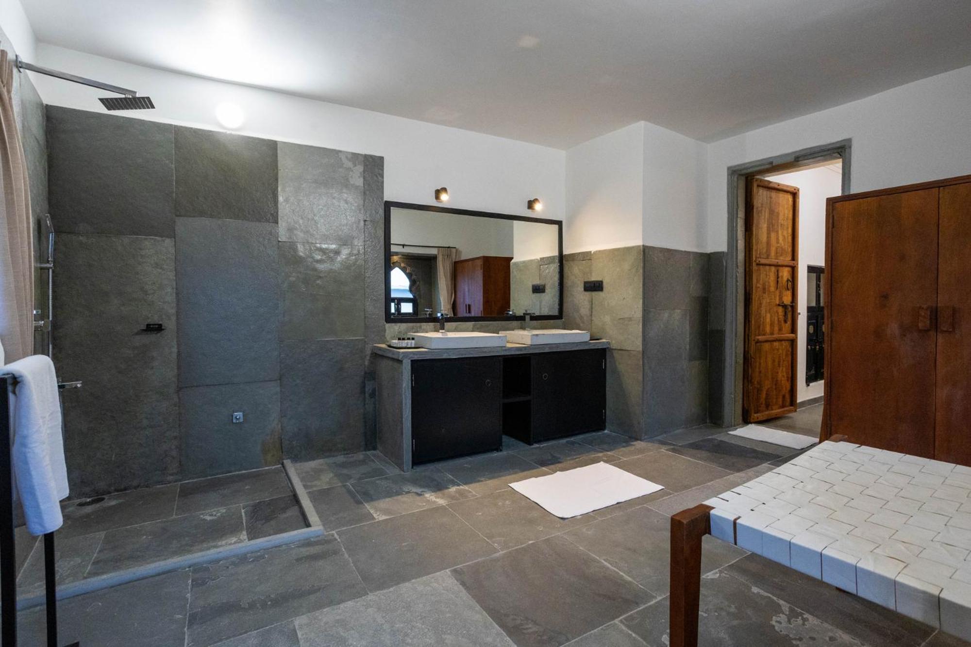 Madri Retreat - Heritage Boutique With Pool 4*